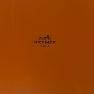 Hermes box 📦 w/ dust bag